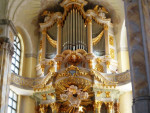 Het orgel is echt een Duitse reus. Dat lijkt niet zo.